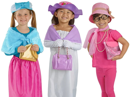 Grandma’s Dress-Up Trunk - US 6134