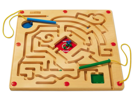 Race to the Finish! Magnetic Maze - US 2551