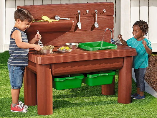 Pump & Play Mud Kitchen - US 2412