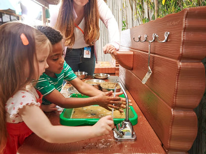 Pump & Play Mud Kitchen - US 2412