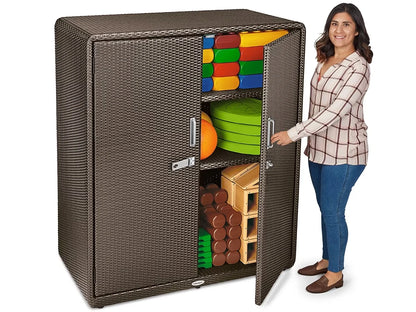 Outdoor Lockable Storage Cabinet - US 4668